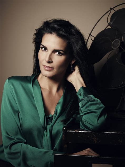 Picture Of Angie Harmon