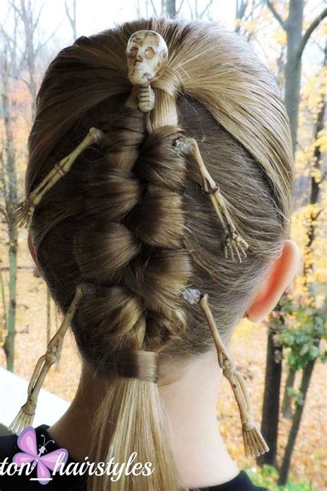 29 Cool And Horror Halloween Hairstyles For Girls Wacky Hair