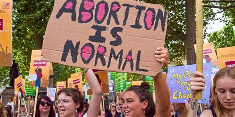 Frauen Müssen Sich Vor Abtreibung In Ungarn Künftig Herztöne Des
