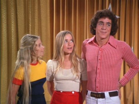 the brady bunch image jan marcia and greg the brady bunch brady 60s 70s fashion