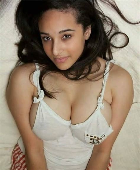 Cute Desi Girl Showing Big Boobs Photos The Best Porn Website