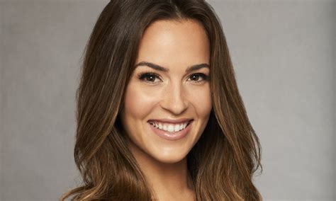 Caroline From The Bachelor 5 Facts To Know About The Contestant
