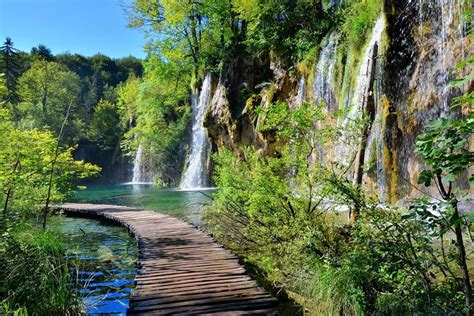 The Ultimate Guide To Visiting Plitvice Lakes National Park Road