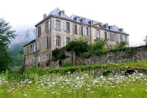 This 18th Century French Château Turned Boutique Hotel Is The Answer To Our Crumbly European