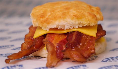 How To Make Bacon Egg And Cheese Biscuit