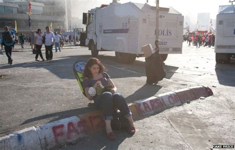 A Photographer S View Of The Turkish Protests Bbc News