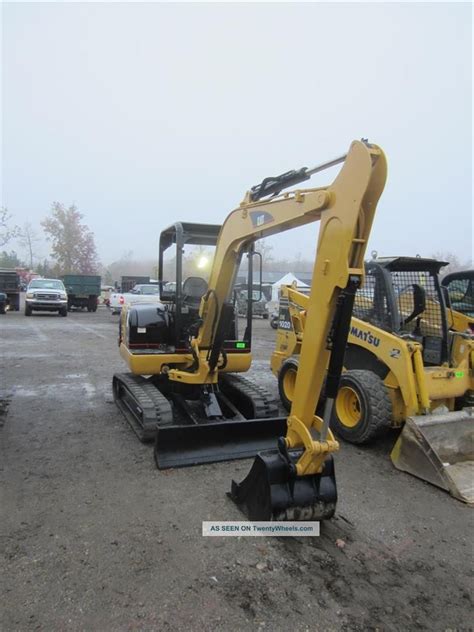 The 303.5e cr features the following: Caterpillar 303. 5 Mini Excavator