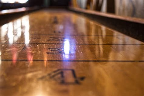 470 Shuffleboard Game Stock Photos Pictures And Royalty Free Images