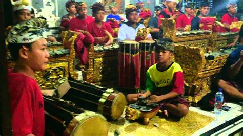 Balinese Children Gamelan A Rehearsal Without Score Youtube
