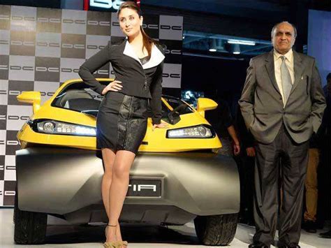 I am not the car designer dc. Dilip Chhabria's designer car Tia - Dazzling cars at 2014 ...