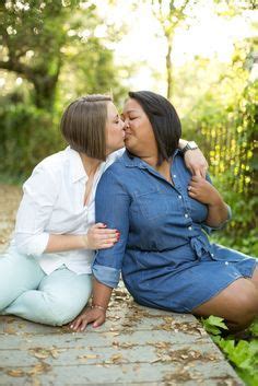 Pin By Dawn Martin On Ryan And Neal Wedding Ideas Cute Lesbian Couples Lesbian Couple Lesbian