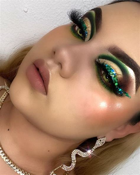 Dramatic Makeup Looks Bold Beauty Inspiration In 2023