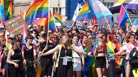 Tens Of Thousands Rally As Warsaw Hosts Ukraines Largest Pride Parade