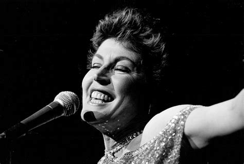 ‘i Am Woman Singer Helen Reddy Dead At Age 78