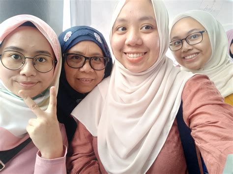Member aku bawak pergi rumah sewa dia dekat area tpg (telok panglima garang) sebelum esoknya kami gerak ke cameron highland. Pengalaman Jadi Personal Shopper Tangkap Muat - Azwar Syuhada