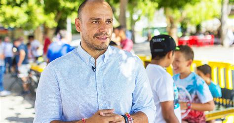 ¿un panadero, un león o quizás una regadera? Quién soy - Alfonso Cabello Mesa