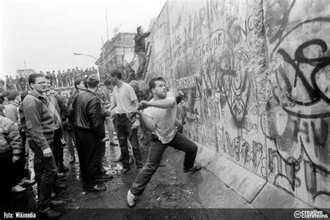 A 30 años de la caída del muro de Berlín Instrucciones Para