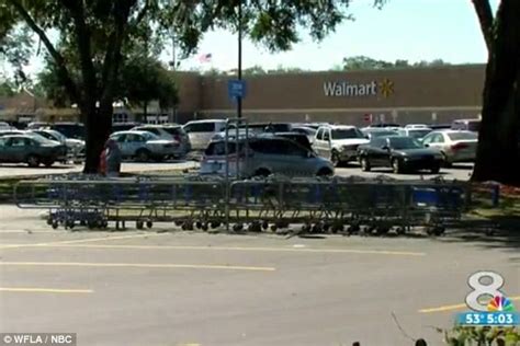 Three Walmart Employees Charged With Killing Shoplifter After Restraining Daily Mail Online