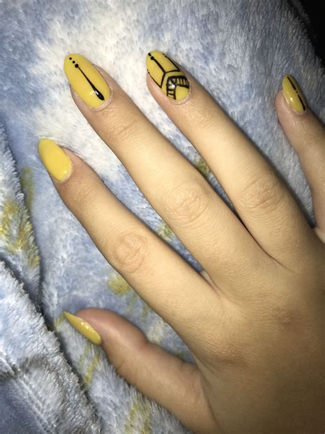 Yellow Dip Powder Nails #nails #nailart #dip #yellow #summernails | Dip