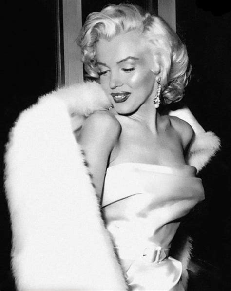 Marilyn Monroe ? | Marilyn monroe art, Marilyn monroe fashion, Marilyn monroe photos