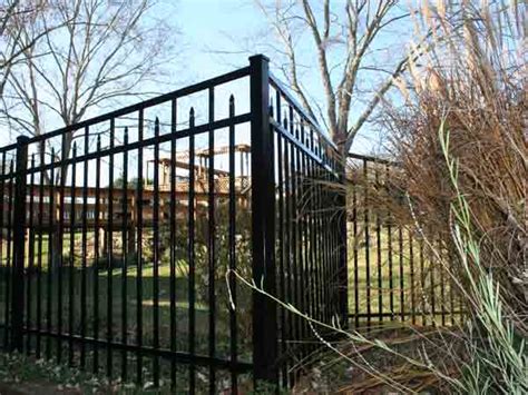 Aluminum Backyard Fencing - Bryant Fence Company