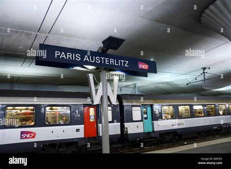 France Paris Train Station Platform Austerlitz Train Station Plate With