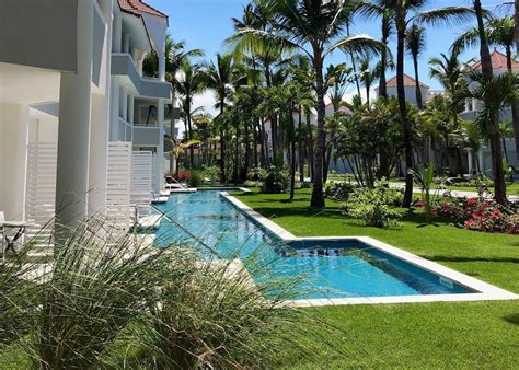 Cool off and relax in the spectacular swimming pool. Luxury Bahia Principe Ambar Hotel, Punta Cana - all ...