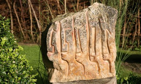 Try searching any name today! Shona Skulpturen - Shona Skulpturen