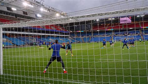 Euro 2020 has been pushed back a year and will take place in 12 cities across 12 different countries from june 11 to july 11, 2021. Totul despre Norvegia-România, luptăm ÎMPREUNĂ! | Federația Română de Fotbal
