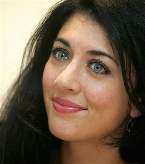 Последние твиты от nolwenn leroy (@nolwennleroyoff). Nolwenn Leroy se rebelle contre un magazine