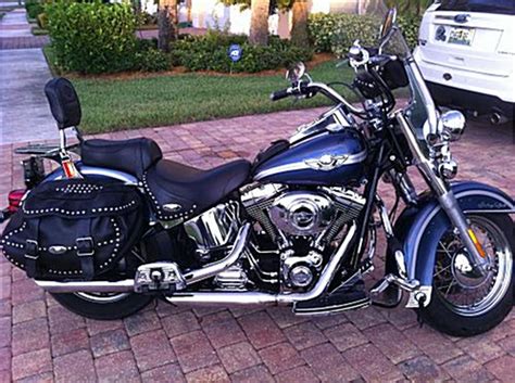 This heritage softail classic is a perfect blend of old and new, featuring headlamp, passing lamp and turn signal trim rings, wide beach handlebar and. 2003 Harley-Davidson® FLSTC/I Heritage Softail® Classic ...