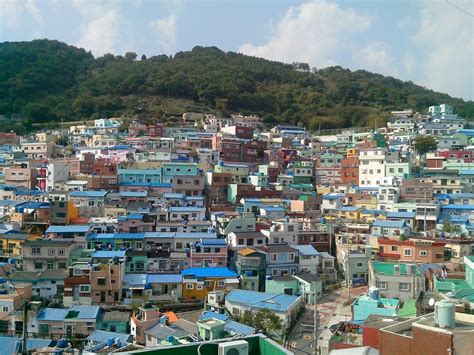 Gamcheon Village Desa Warna Warni Di Busan Korea Selatan Dulunya
