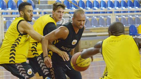 Basquete masculino estreia vitória nos Abertos Portal Morada