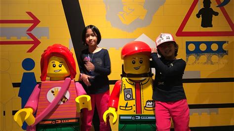Legoland® discovery centre i̇stanbul içerisinde eğlenceli lego® gezileri, lego® parçalarının yapım sırrının anlatıldığı lego® fabrika turu, model yapım uzmanı tarafından yönetilen ve farklı. Legoland Discovery Istanbul - YouTube