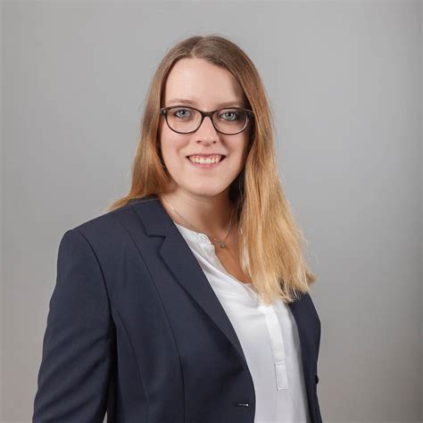 Katharina Arndt Marketing Assistant Event Management Reifen