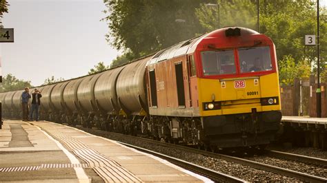 Wallpaper Sexy Grid Boobs Shed Tug Staffordshire Milf Britishrail Modal Pendelino