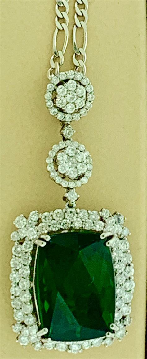 17 Carat Green Tourmaline And 4 Carat Diamond Pendant Necklace 14