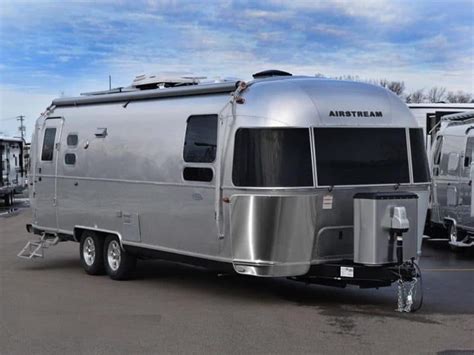 30 Small Travel Trailers With Twin Beds Maximum Benefits In A Small