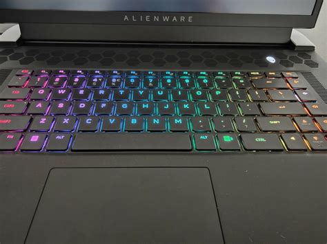 Review Alienware X17 R2 Gaming Laptop A Great Looking Gaming Beast