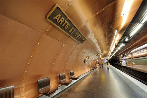 Les Plus Belles Stations De Métro De Paris