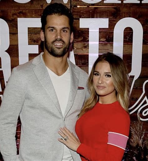 Eric Decker S Wife Jessie James Threatens To Cut His Penis Off If He