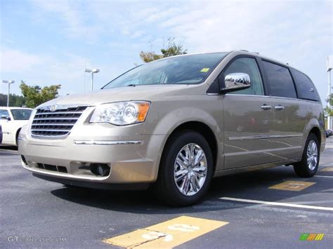 2009 Light Sandstone Metallic Chrysler Town And Country Limited 14711326