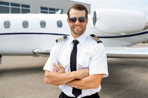 Commercial Pilot Salary - Salaries WIKI