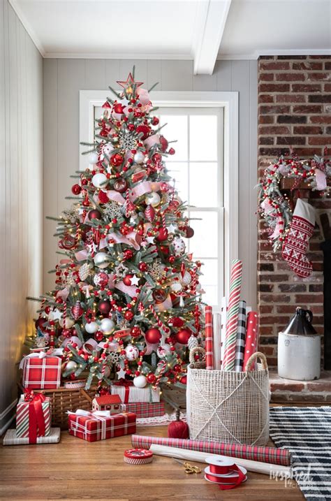 Red And White Christmas Tree Plus Christmas Tree Decorating Ideas