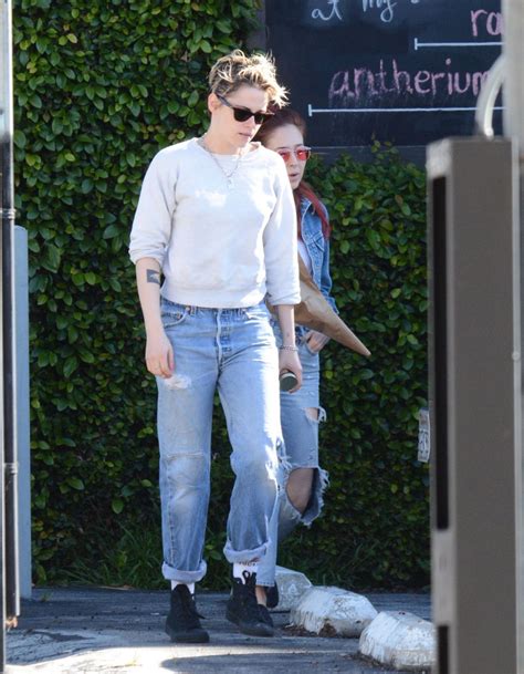 Check spelling or type a new query. Kristen Stewart Street Style 02/11/2019 • CelebMafia