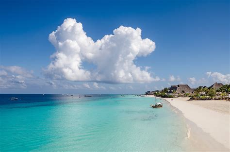All-embracing, disitinctive and spectacular: welcome to Zanzibar, our new destination - RIU.com ...