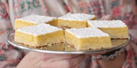 When you scroll through pioneer woman recipes on pinterest, this appears to be one of her most popular recipes. The Pioneer Woman's Lemon Bars Recipes | Food Network Canada
