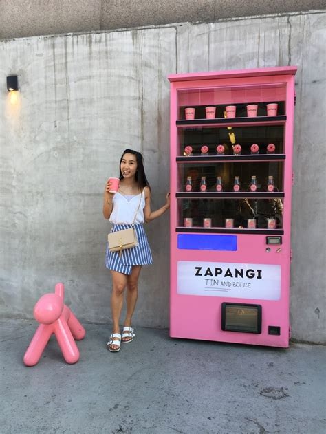 Zapangi Vending Machine Cafe In Korea