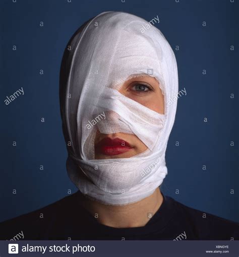 Wrapped Face Woman Bandage High Resolution Stock Photography And Images Alamy