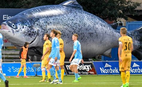 ˈbuːdə gɭimt) is a norwegian professional football club from the town of bodø that currently plays in eliteserien, the norwegian top division. Bodo/Glimt become football's latest fairytale